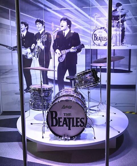 Ringo Starr's 1963 Ludwig Oyster Black Pearl Downbeat Drum Set